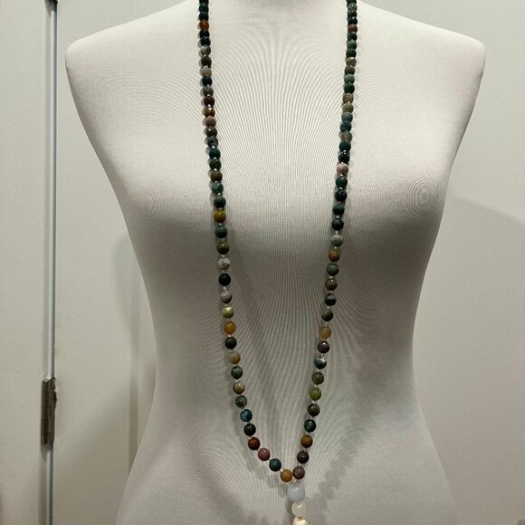 Multi colored bead necklace - Picture 3 of 4